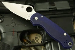 Spyderco Para Military 3 With Blue G10 And S110V (C223GPDBL)