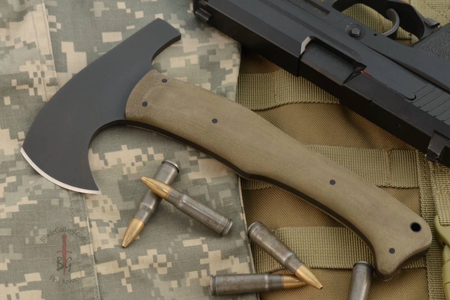 Hunter Axe LT With Green Laminate And Caswell 2 Hunter Axe LT With Green Laminate And Caswell - Image 2