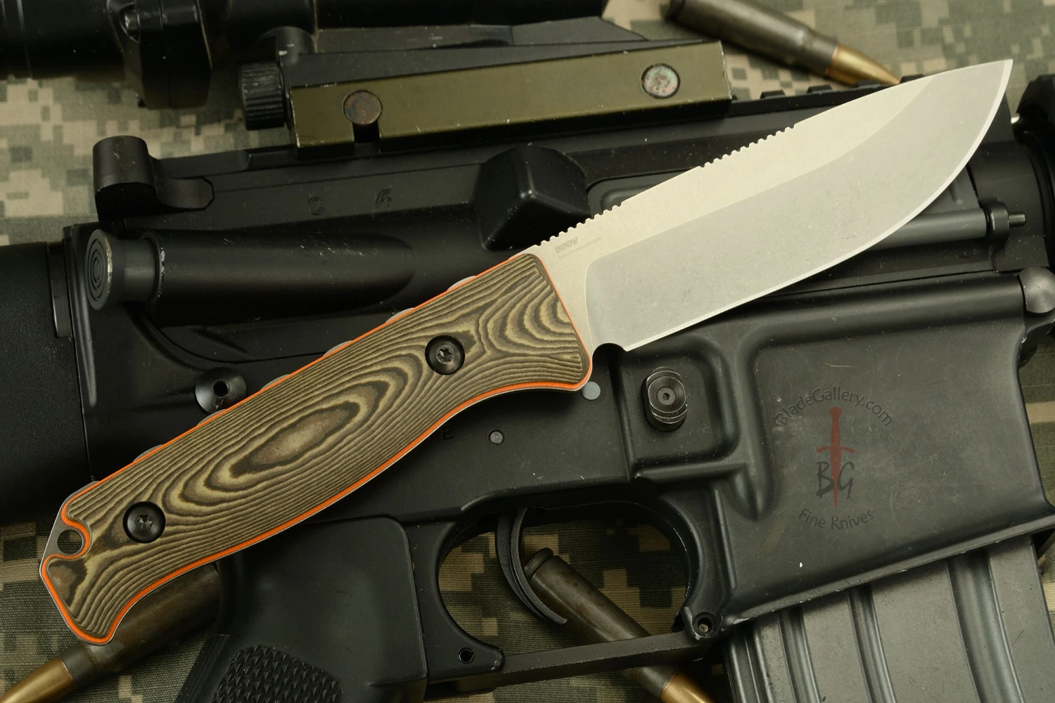 Benchmade Saddle Mountain Skinner (15002-1) 6 Benchmade Saddle Mountain Skinner (15002-1) - Image 6