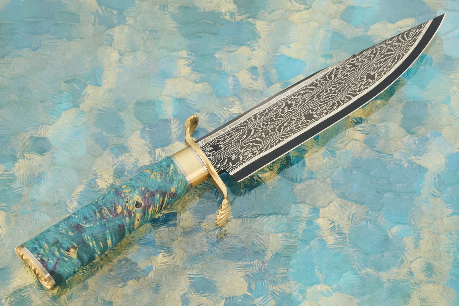 Damascus Clamshell Bowie With Maple 7 Damascus Clamshell Bowie With Maple - Image 7