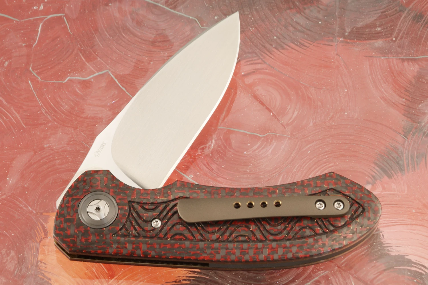 Hornet Jr Flipper With Red Lightning Strike Carbon Fiber (IKBS) - M390 4 Hornet Jr Flipper With Red Lightning Strike Carbon Fiber (IKBS) - M390 - Image 4