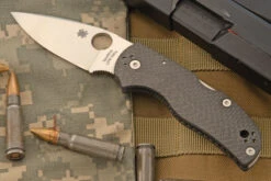Spyderco Native 5 Backlock Folder With Fluted Carbon Fiber (C41CFFP5) - S90V