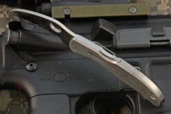 Spyderco Harpy Backlock Folder (C08S) - Serrated VG-10 -Optimal Knives Store 105943 3 x