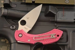 Spyderco Dragonfly 2 Back Lock Folder With Pink FRN (C28FPPNS30V2) - CPM-S30V -Optimal Knives Store 105946 4 x