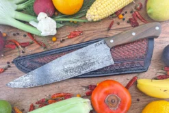 Chef's Knife (Cocinero 230mm) With Argentine Lignum Vitae And O2 Carbon Steel