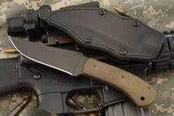 Belt Knife With Green Laminate