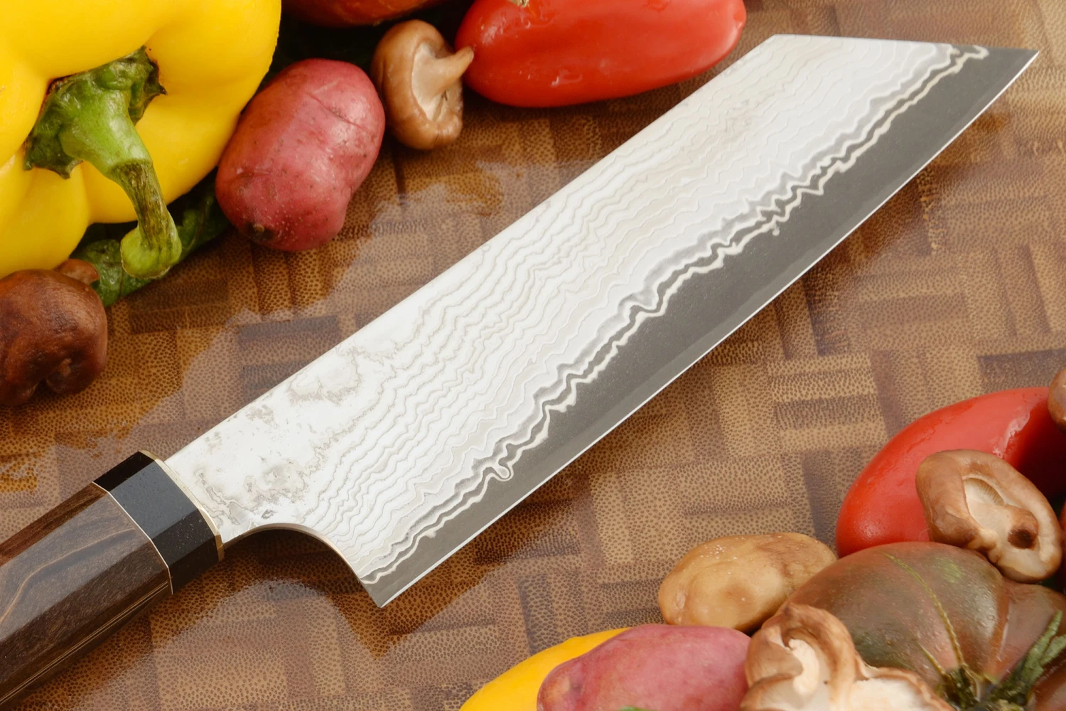 San Mai Damascus Chef's Knife (Bunka) With Elm (6-3/4 In.) 6 San Mai Damascus Chef's Knife (Bunka) With Elm (6-3/4 In.) - Image 6