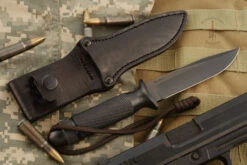 Badger Integral Survival Knife