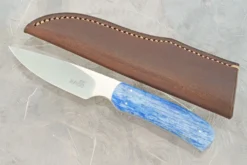 Utility/Hunter With Giraffe Bone