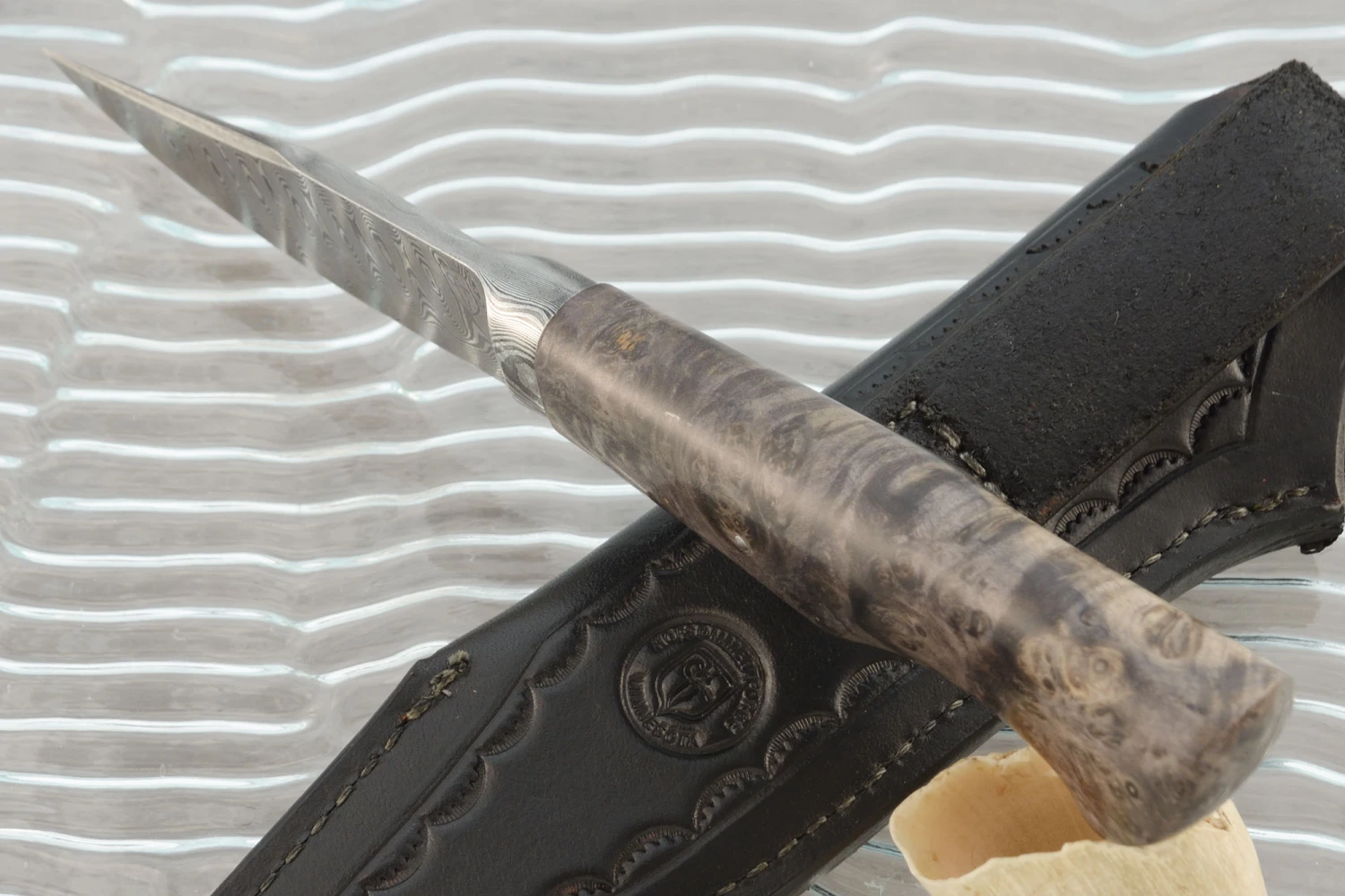 Integral Damascus Hunter With Black Ash Burl 5 Integral Damascus Hunter With Black Ash Burl - Image 5