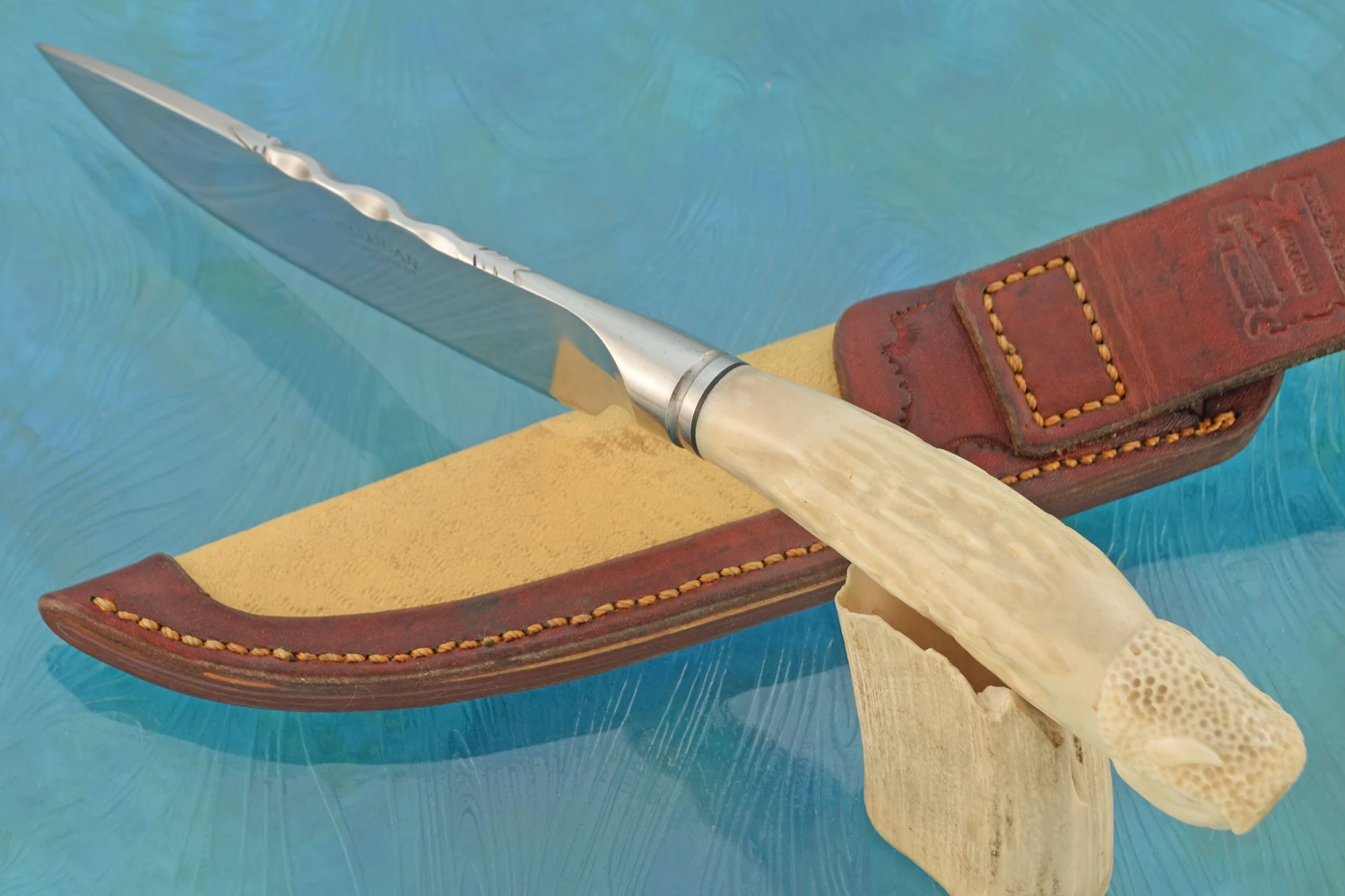 Integral Field Knife With Carved Moose Antler 4 Integral Field Knife With Carved Moose Antler - Image 4