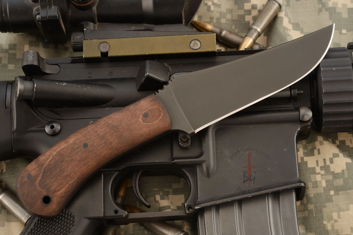 Belt Knife With Maple 4 Belt Knife With Maple - Image 4