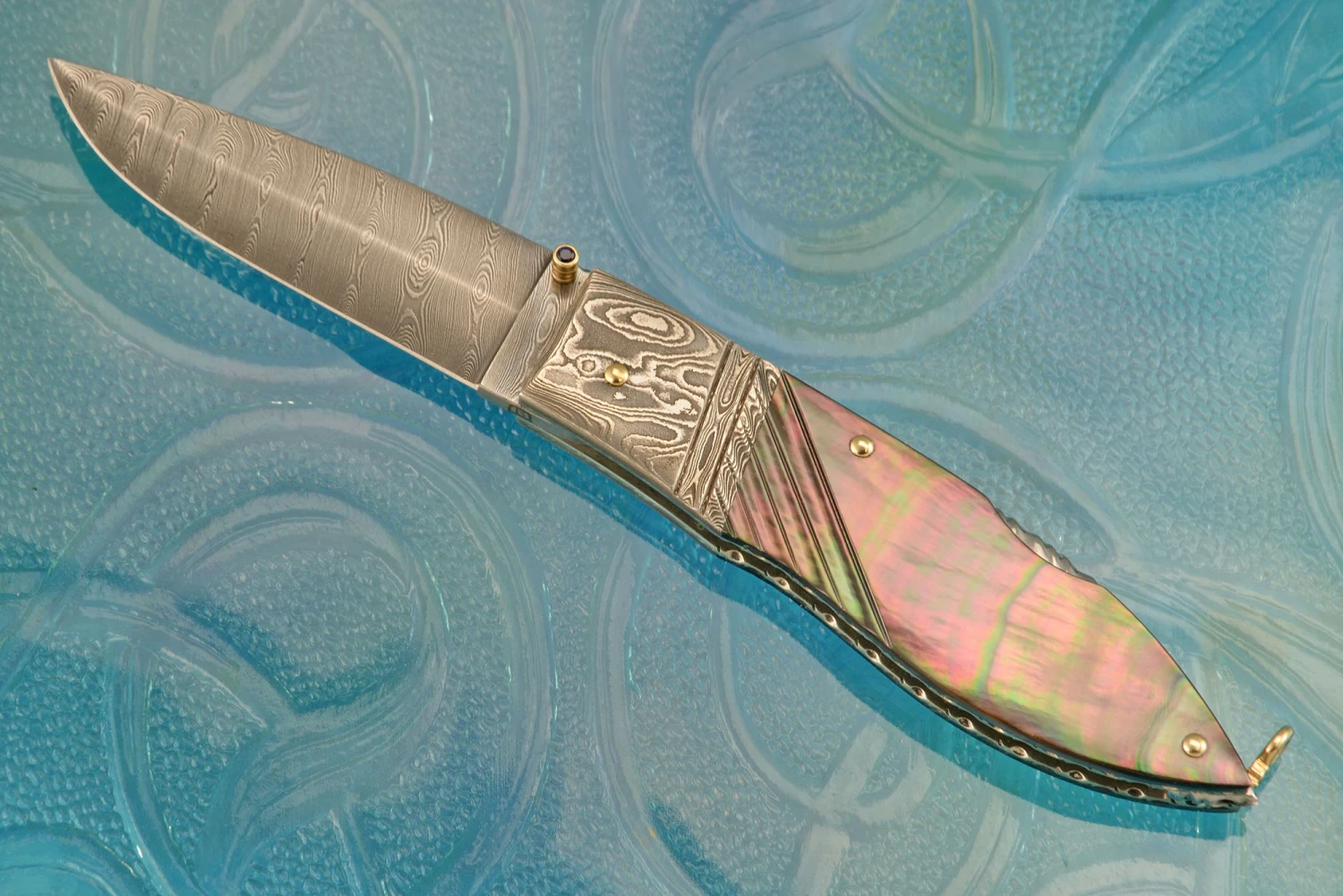 Damascus Lockback With Blacklip Mother Of Pearl 1 Damascus Lockback With Blacklip Mother Of Pearl