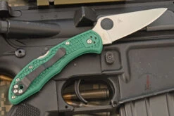 Spyderco Delica 4 Lightweight With Green FRN And VG-10 (C11FPGR) -Optimal Knives Store 107765 5 x