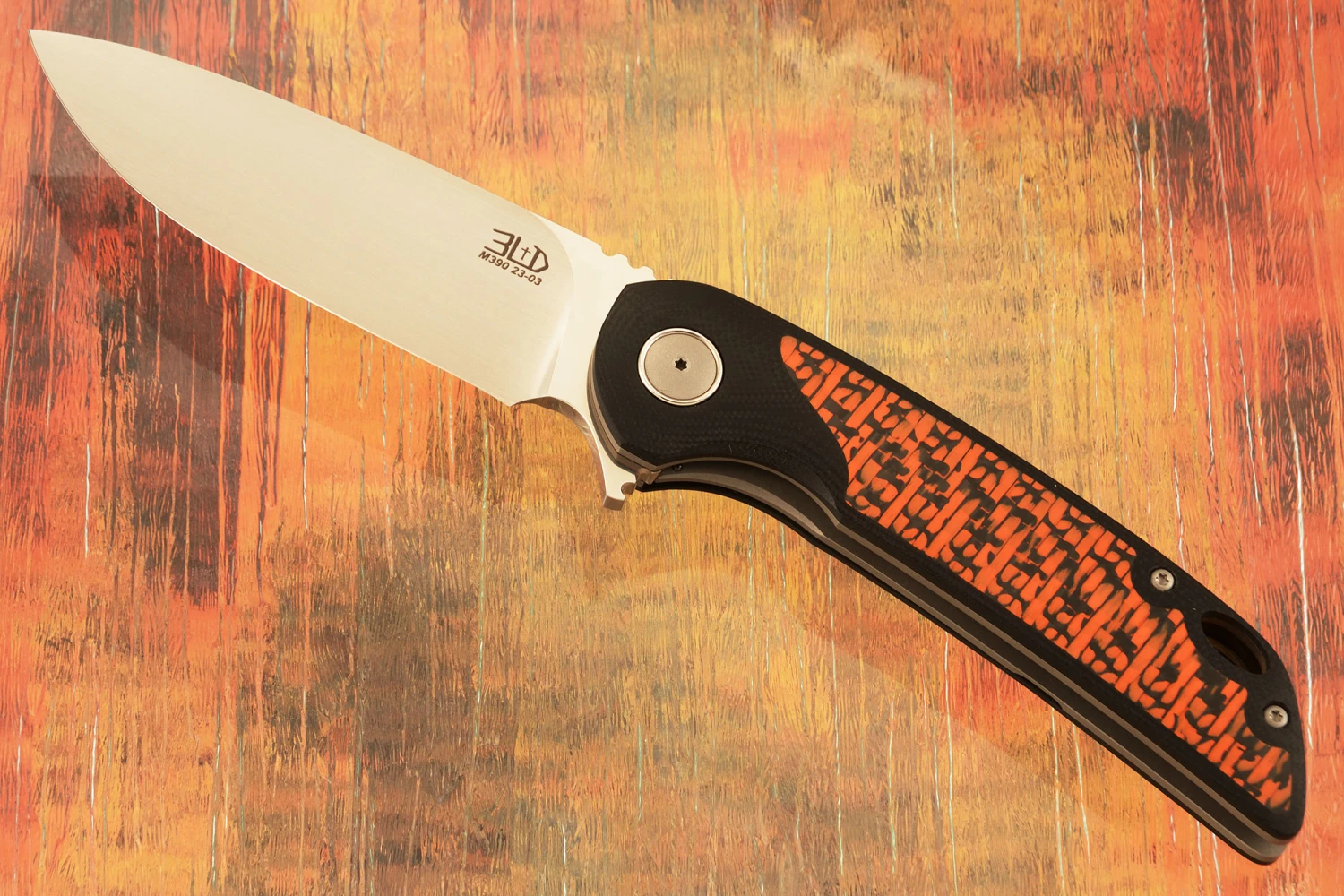 W5 Flipper With Orange Carbon Fiber - M390 1 W5 Flipper With Orange Carbon Fiber - M390