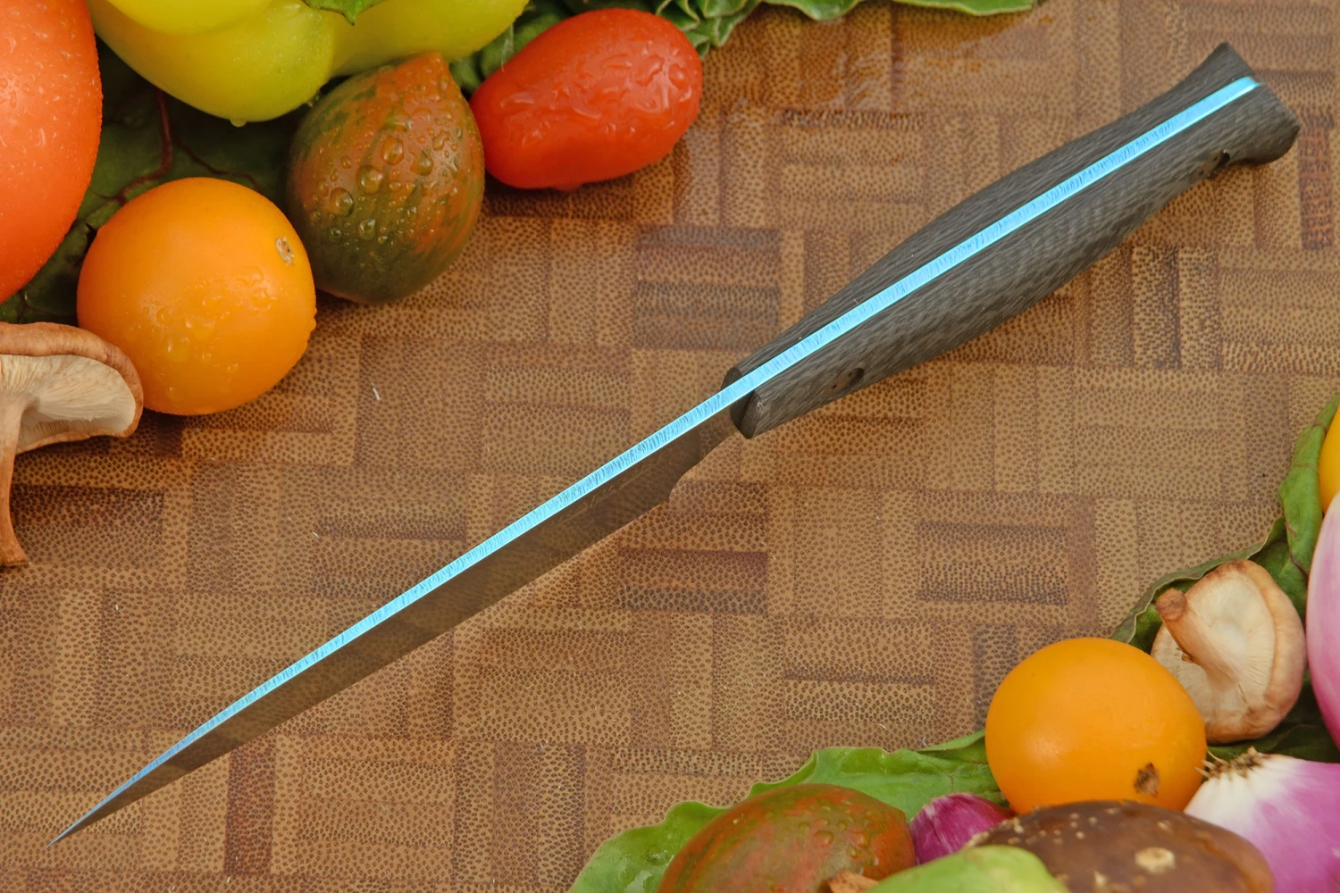 Paring Knife With Microtextured Carbon Fiber (4 In.) - Blue PVD AEB-L 3 Paring Knife With Microtextured Carbon Fiber (4 In.) - Blue PVD AEB-L - Image 3