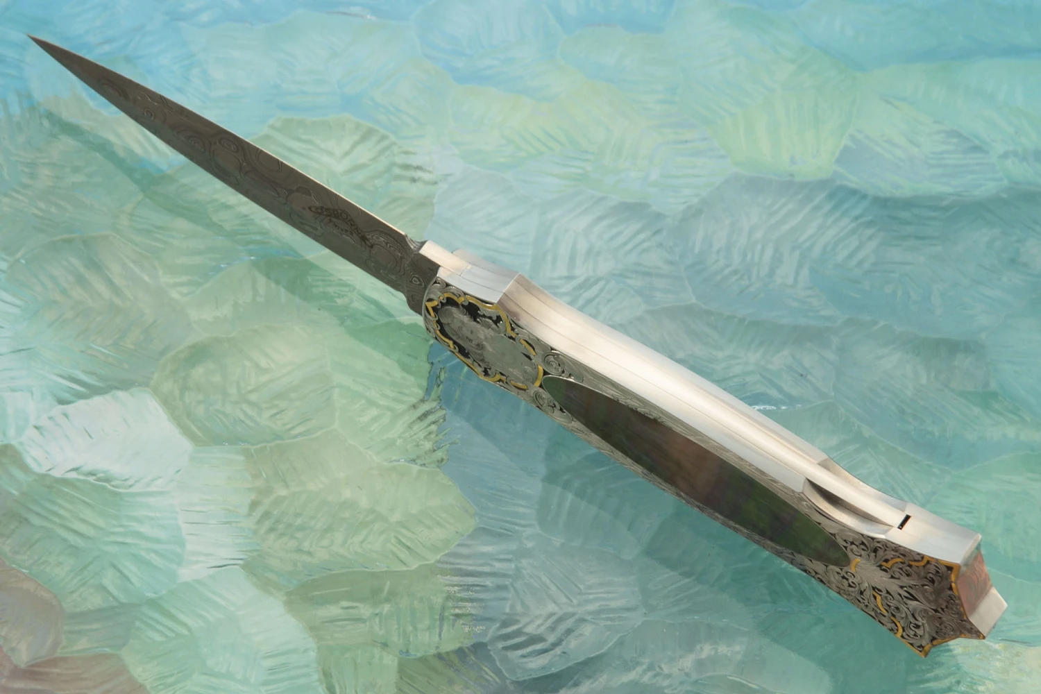 Damascus Backlock Interframe With Bulino Engraving And Blacklip Mother Of Pearl (Prototype) 4 Damascus Backlock Interframe With Bulino Engraving And Blacklip Mother Of Pearl (Prototype) - Image 4