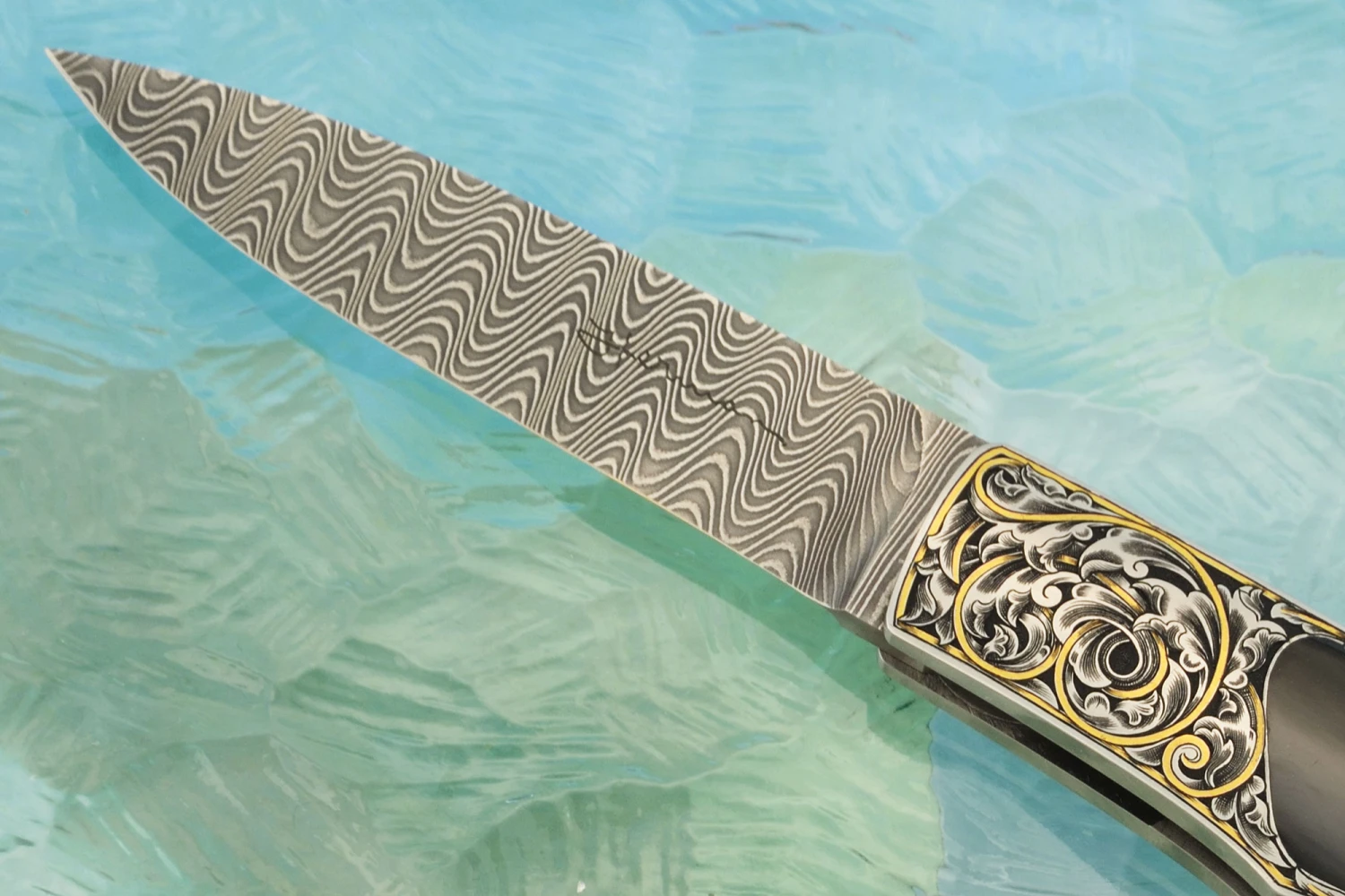 Damascus Backlock Interframe With Engraving, Gold, And Black Jade 2 Damascus Backlock Interframe With Engraving, Gold, And Black Jade - Image 2