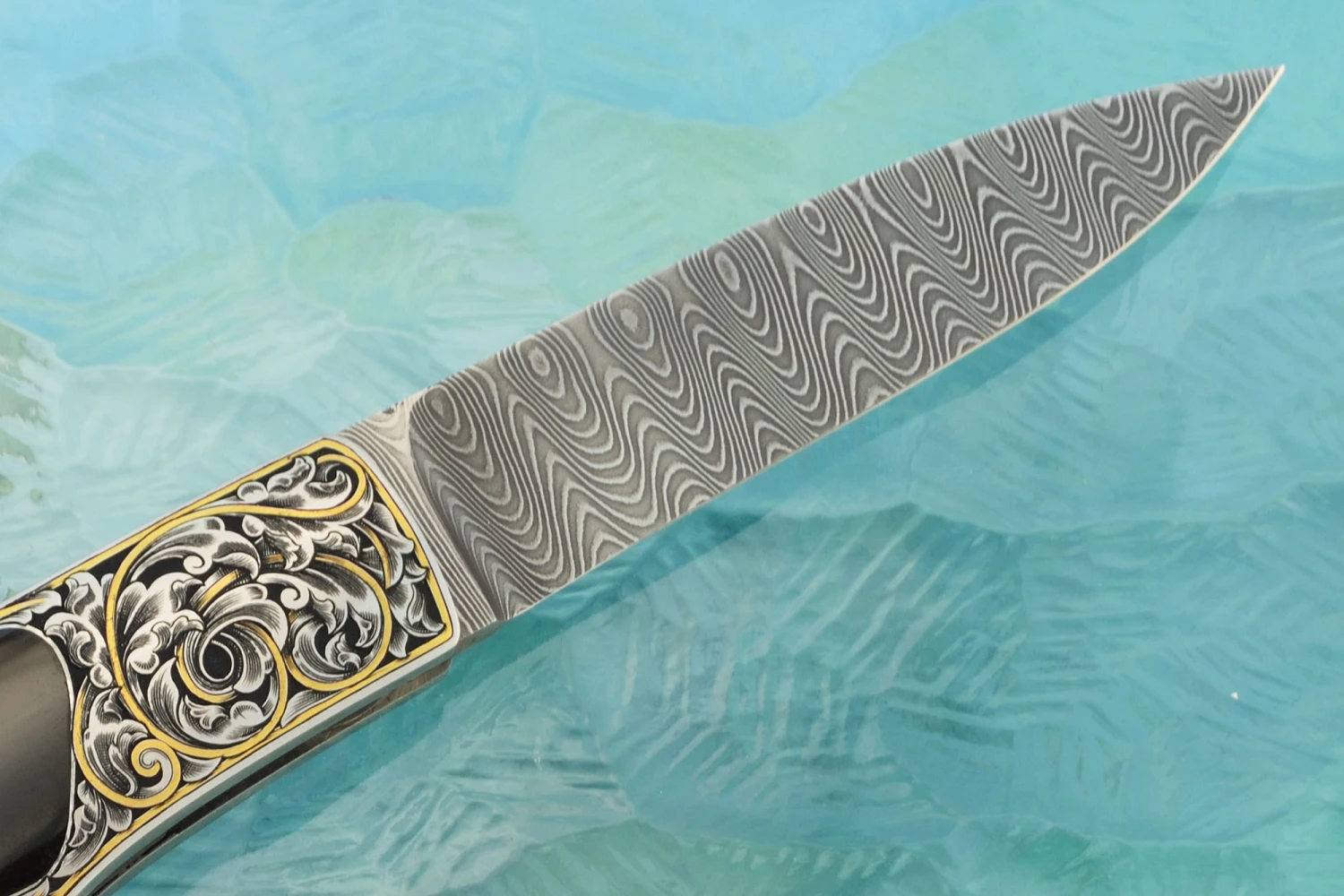 Damascus Backlock Interframe With Engraving, Gold, And Black Jade 6 Damascus Backlock Interframe With Engraving, Gold, And Black Jade - Image 6