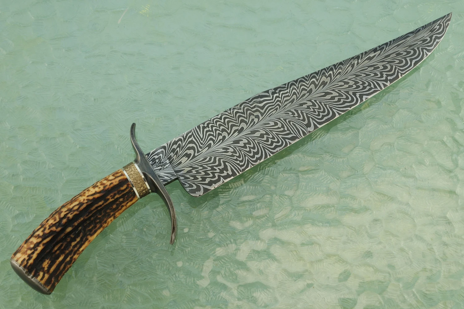 Feather Pattern Damascus Bowie With Sambar Stag And Wrought Iron 8 Feather Pattern Damascus Bowie With Sambar Stag And Wrought Iron - Image 8