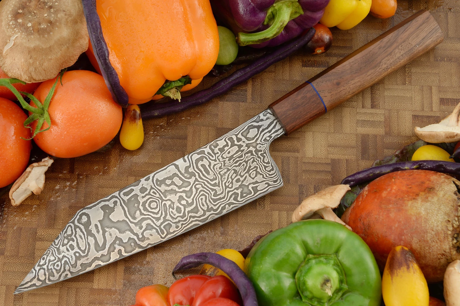 Damascus Bunka (7-1/4 In.) With Walnut And Rosewood 7 Damascus Bunka (7-1/4 In.) With Walnut And Rosewood - Image 7